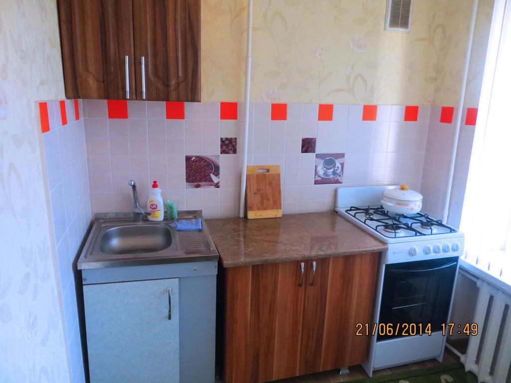 Bishkek House Apartament 2 Apartment Ngoại thất bức ảnh